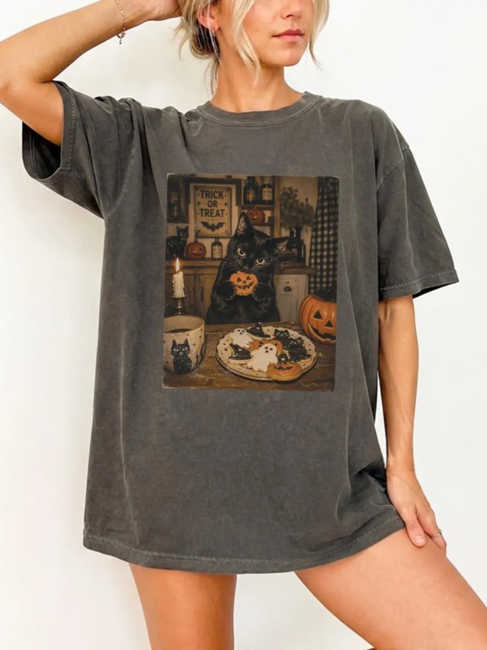 Comfort Colors Pepper Vintage-Wash Halloween Cat Graphic Tee